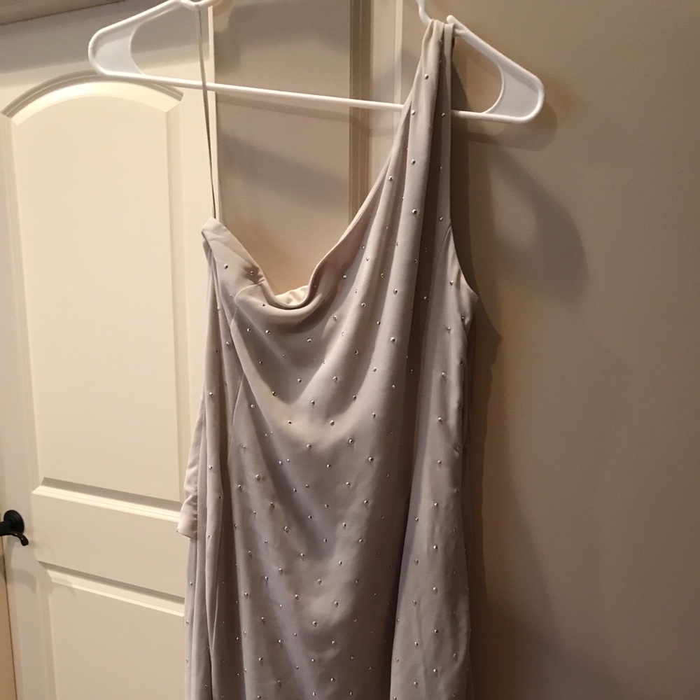 Beige colored cocktail dress! Size 4/medium